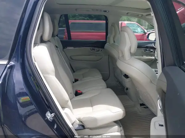 YV4A22PK1G1044690 2016 VOLVO XC90 - Image 8