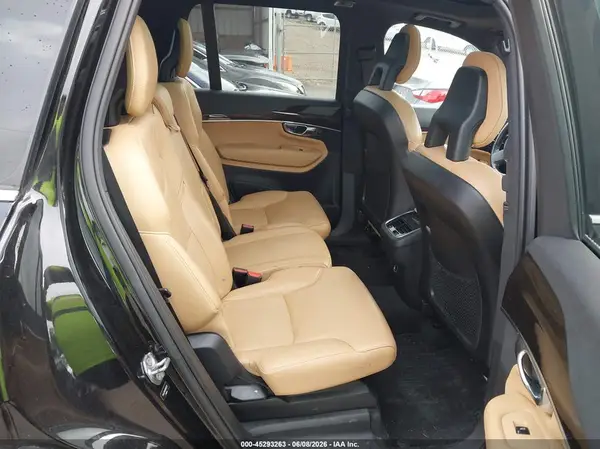 YV4A22PK1G1045113 2016 VOLVO XC90 - Image 8
