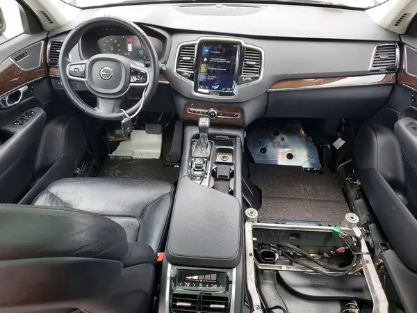 YV4A22PK1G1055673 2016 VOLVO XC90 - Image 8