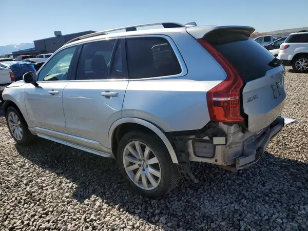 YV4A22PK1G1062185 2016 VOLVO XC90 - Image 2