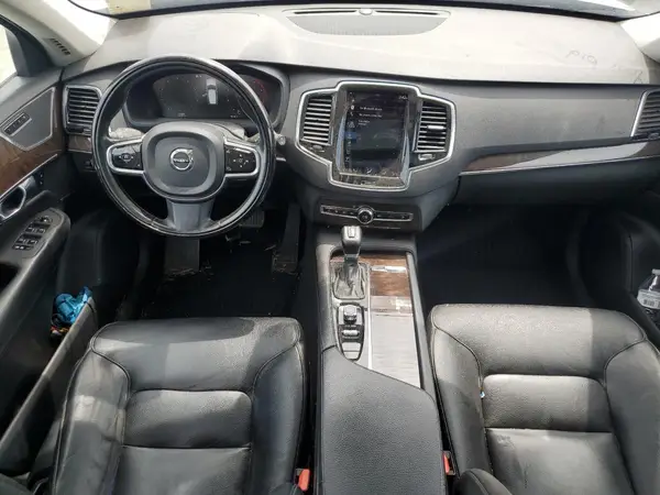 YV4A22PK1G1063398 2016 VOLVO XC90 - Image 8