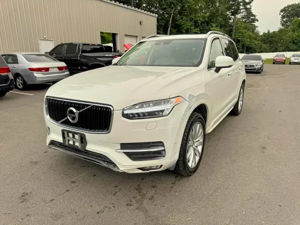 YV4A22PK1G1064812 2016 VOLVO XC90 - Image 1