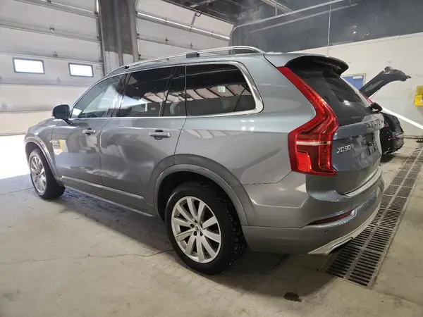 YV4A22PK1G1066608 2016 VOLVO XC90 - Image 2