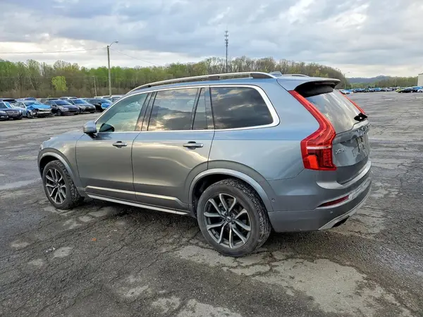 YV4A22PK1G1070917 2016 VOLVO XC90 - Image 2