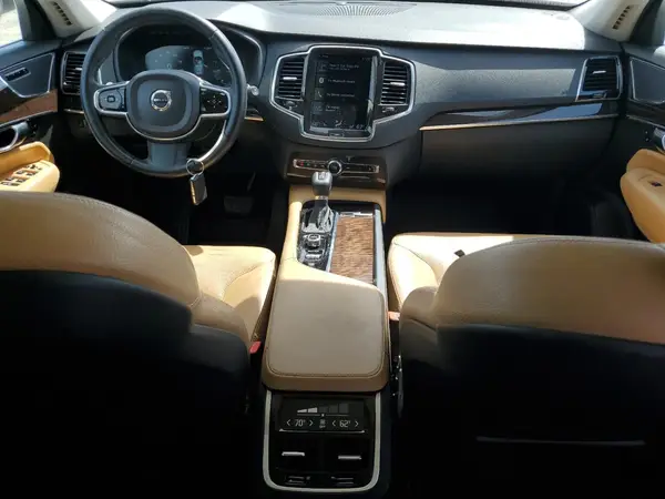 YV4A22PK1G1075809 2016 VOLVO XC90 - Image 8