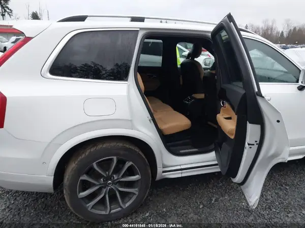 YV4A22PK1H1111791 2017 VOLVO XC90 - Image 8