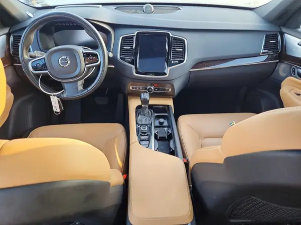 YV4A22PK1H1119034 2017 VOLVO XC90 - Image 8
