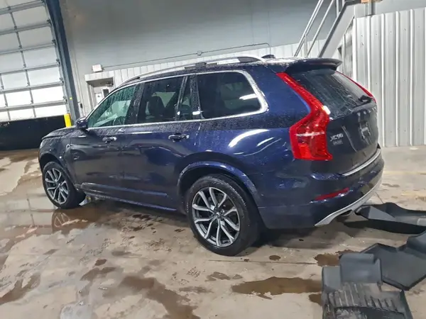 YV4A22PK1H1121396 2017 VOLVO XC90 - Image 2