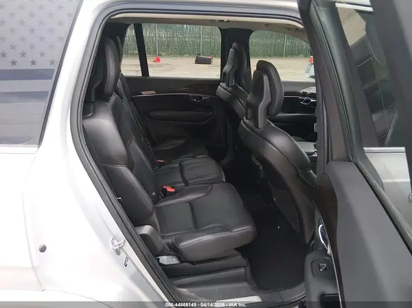 YV4A22PK1H1151398 2017 VOLVO XC90 - Image 8