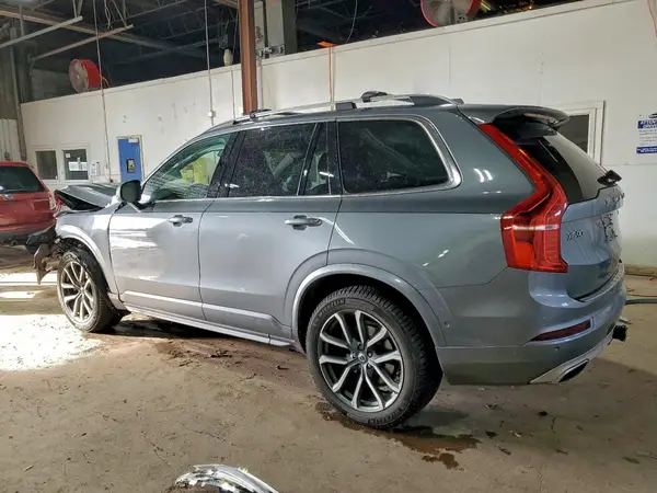 YV4A22PK1H1175491 2017 VOLVO XC90 - Image 2