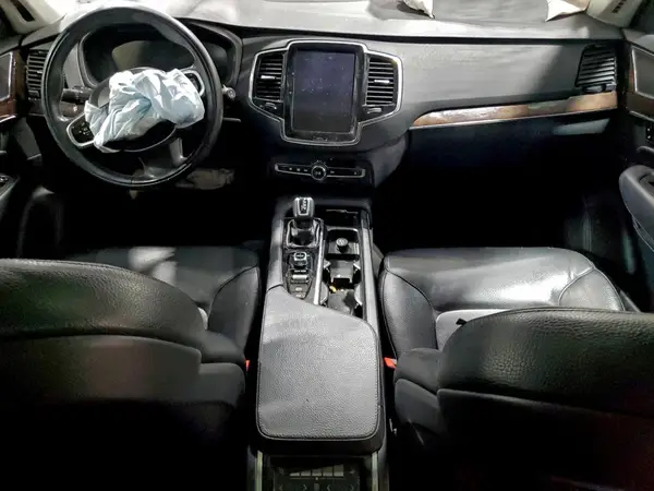 YV4A22PK1H1175491 2017 VOLVO XC90 - Image 8