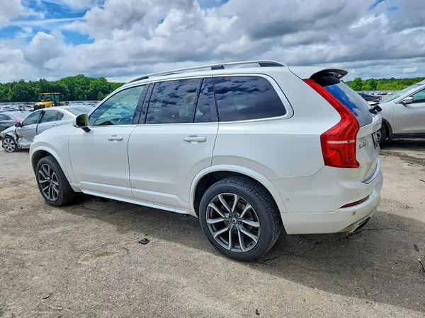 YV4A22PK1H1180531 2017 VOLVO XC90 - Image 2