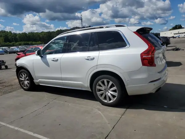 YV4A22PK1J1207250 2018 VOLVO XC90 - Image 2