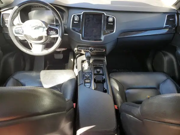 YV4A22PK1J1208625 2018 VOLVO XC90 - Image 8