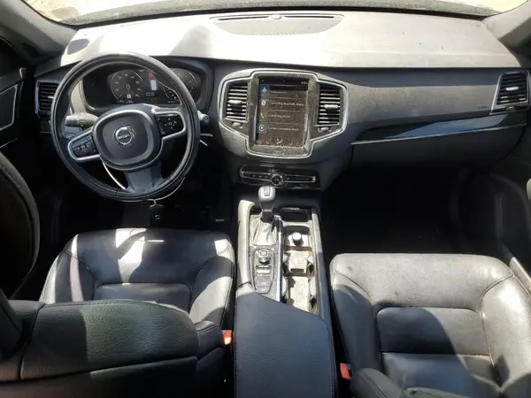 YV4A22PK1J1211931 2018 VOLVO XC90 - Image 8