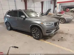 YV4A22PK1J1215820 2018 VOLVO XC90