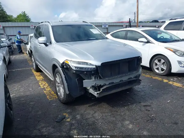 YV4A22PK1J1326237 2018 VOLVO XC90 - Image 1