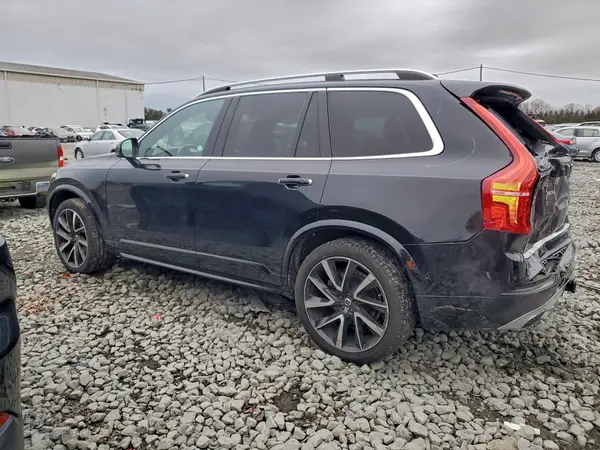 YV4A22PK1J1352028 2018 VOLVO XC90 - Image 2
