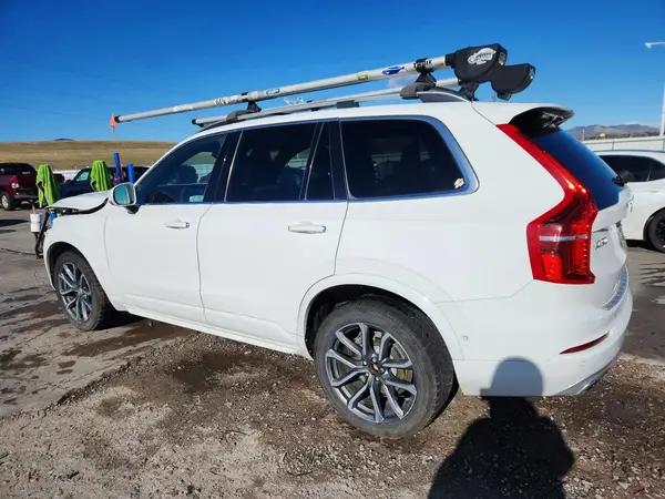 YV4A22PK1J1379035 2018 VOLVO XC90 - Image 2