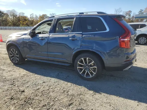 YV4A22PK1J1391136 2018 VOLVO XC90 - Image 2