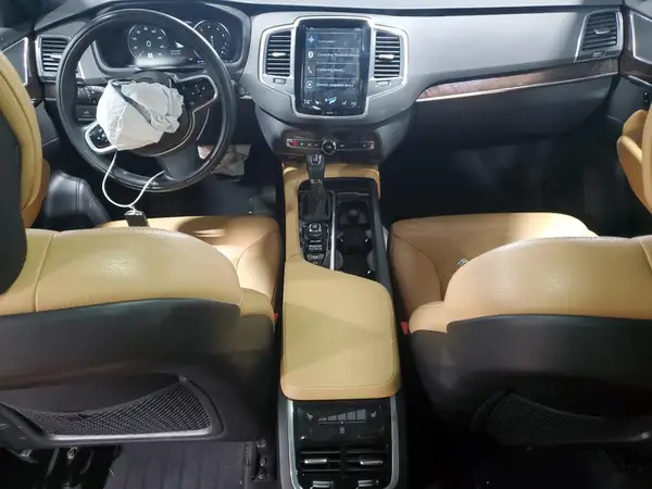 YV4A22PK1K1435198 2019 VOLVO XC90 - Image 8