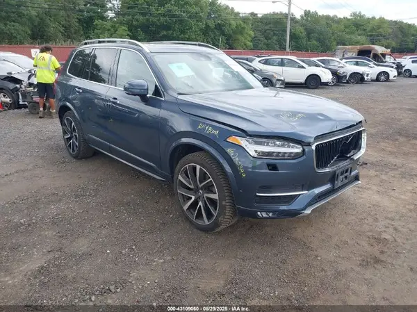 YV4A22PK1K1501183 2019 VOLVO XC90 - Image 1
