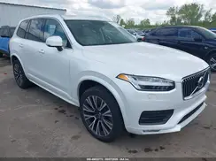 YV4A22PK1N1775049 2022 VOLVO XC90