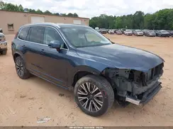 YV4A22PK1N1775780 2022 VOLVO XC90