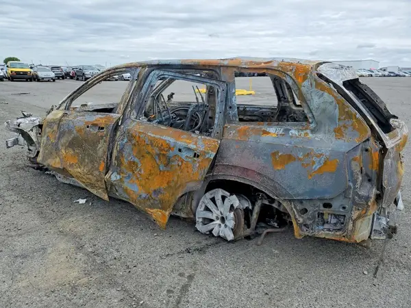 YV4A22PK2G1036355 2016 VOLVO XC90 - Image 2