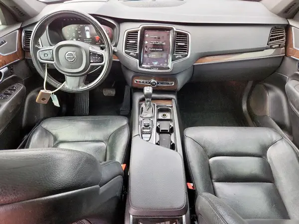 YV4A22PK2G1036601 2016 VOLVO XC90 - Image 8