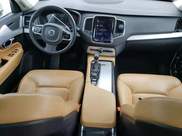 YV4A22PK2G1037652 2016 VOLVO XC90 - Image 8
