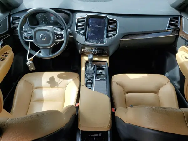 YV4A22PK2G1044987 2016 VOLVO XC90 - Image 8