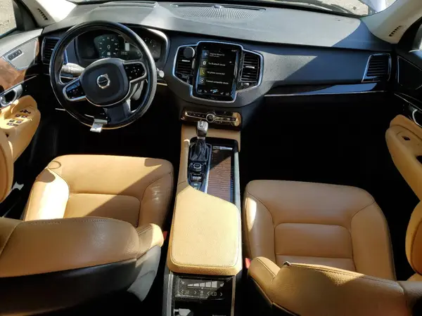 YV4A22PK2G1045864 2016 VOLVO XC90 - Image 8