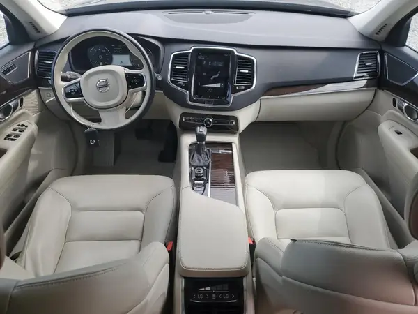 YV4A22PK2G1046271 2016 VOLVO XC90 - Image 8