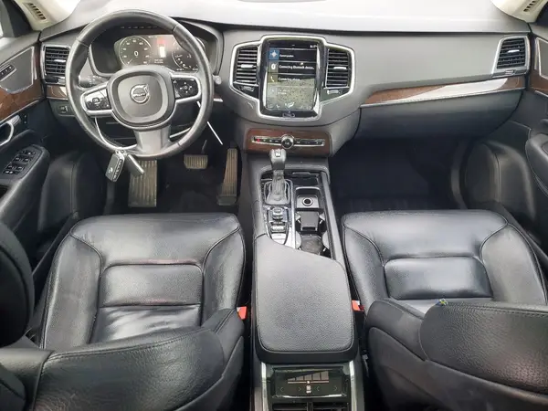 YV4A22PK2G1047615 2016 VOLVO XC90 - Image 8