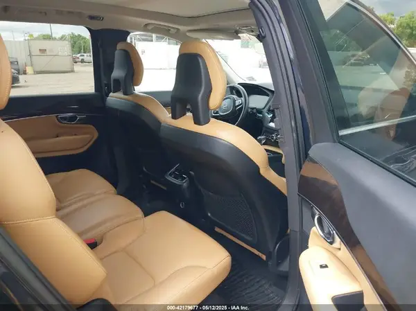 YV4A22PK2G1048991 2016 VOLVO XC90 - Image 8