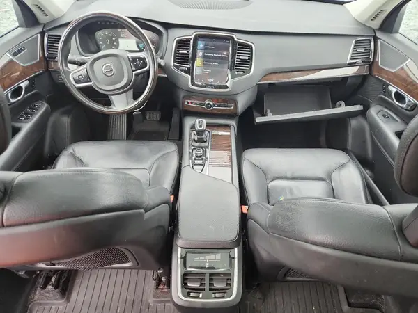 YV4A22PK2G1053690 2016 VOLVO XC90 - Image 8