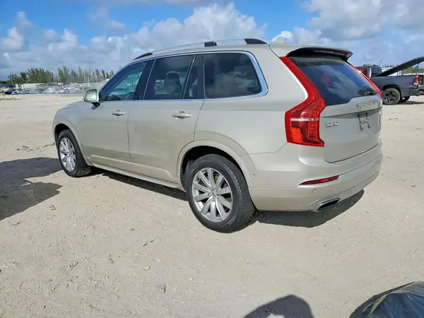 YV4A22PK2G1053723 2016 VOLVO XC90 - Image 2