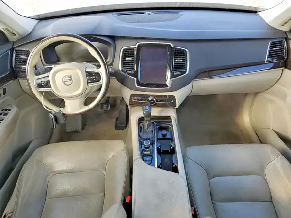 YV4A22PK2G1053723 2016 VOLVO XC90 - Image 8