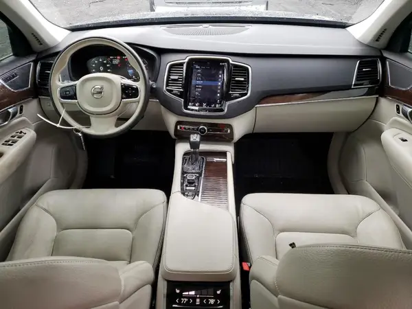 YV4A22PK2G1069243 2016 VOLVO XC90 - Image 8