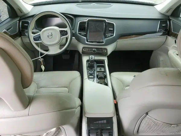YV4A22PK2G1069520 2016 VOLVO XC90 - Image 8