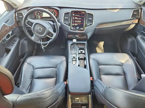 YV4A22PK2G1069548 2016 VOLVO XC90 - Image 8