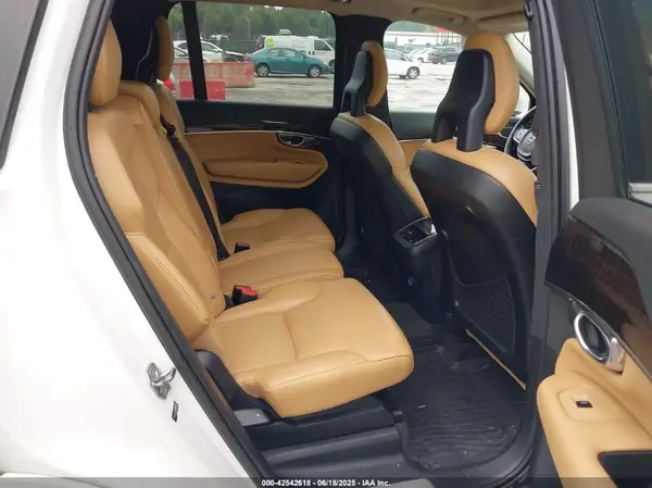 YV4A22PK2G1077973 2016 VOLVO XC90 - Image 8