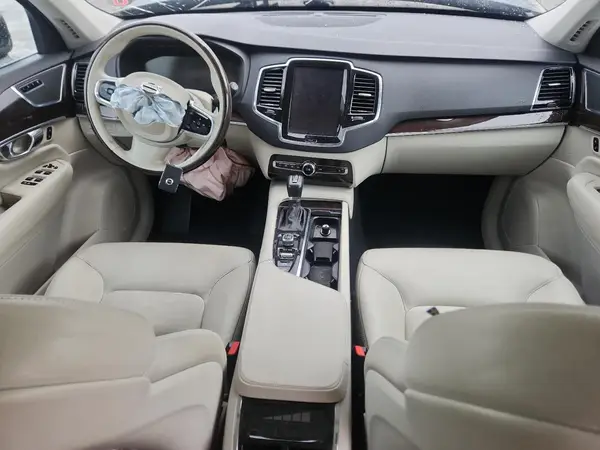 YV4A22PK2G1081165 2016 VOLVO XC90 - Image 8