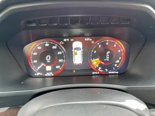 YV4A22PK2G1090674 2016 VOLVO XC90 - Image 8