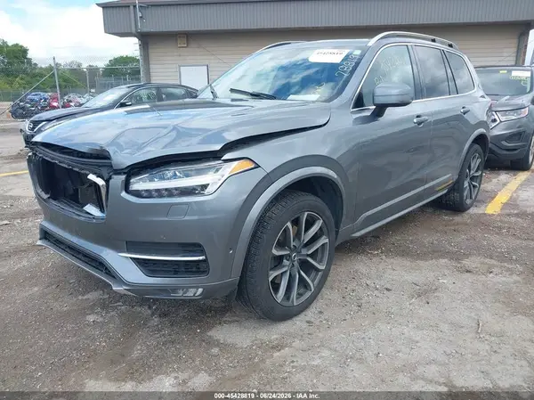YV4A22PK2H1110410 2017 VOLVO XC90 - Image 2