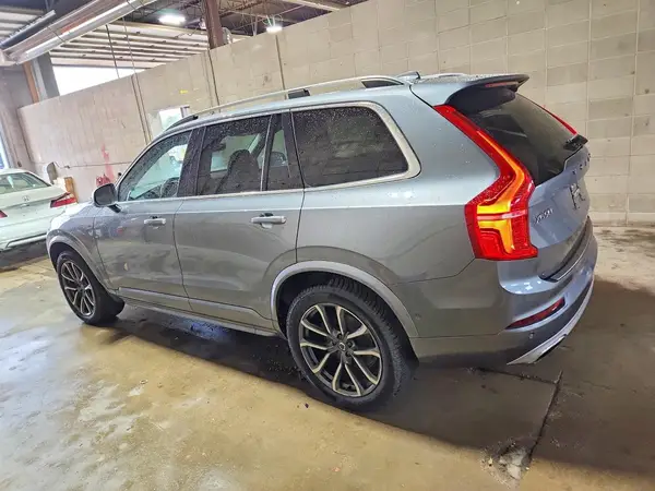 YV4A22PK2H1119690 2017 VOLVO XC90 - Image 2