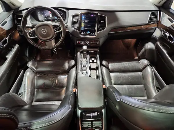 YV4A22PK2H1119690 2017 VOLVO XC90 - Image 8