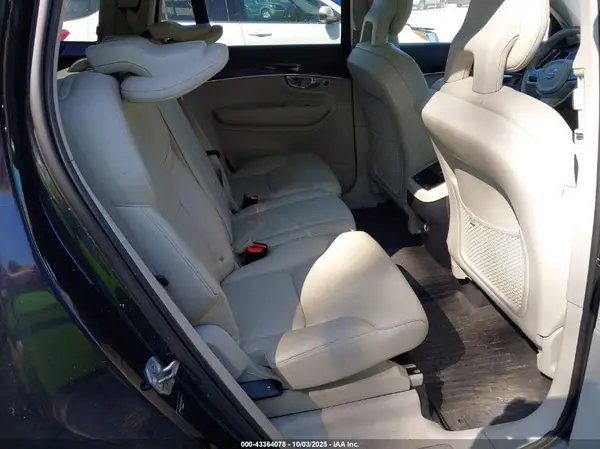 YV4A22PK2H1125781 2017 VOLVO XC90 - Image 8
