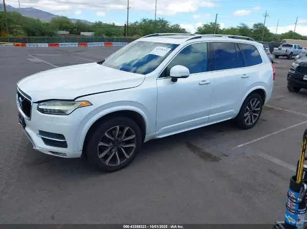 YV4A22PK2H1135033 2017 VOLVO XC90 - Image 2
